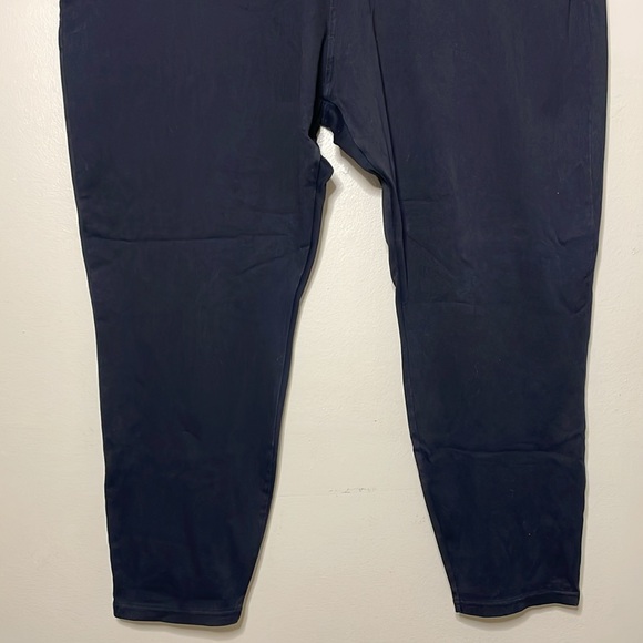 Halara Flex High Waisted Stretchy Knit Denim Plus Size Jeggings - Picture 7 of 14